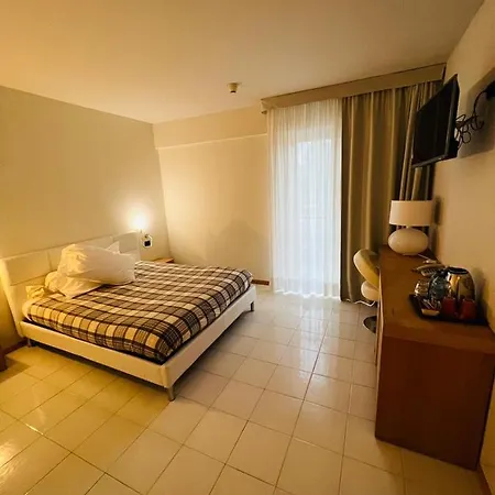 Garni Santa Caterina Отель 3*